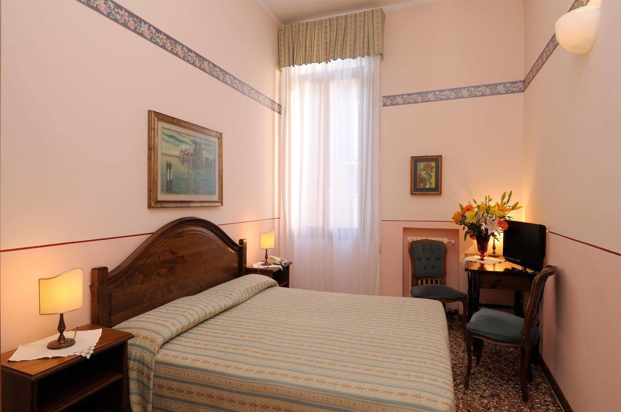 De L'Alboro Hotel Венеция Екстериор снимка