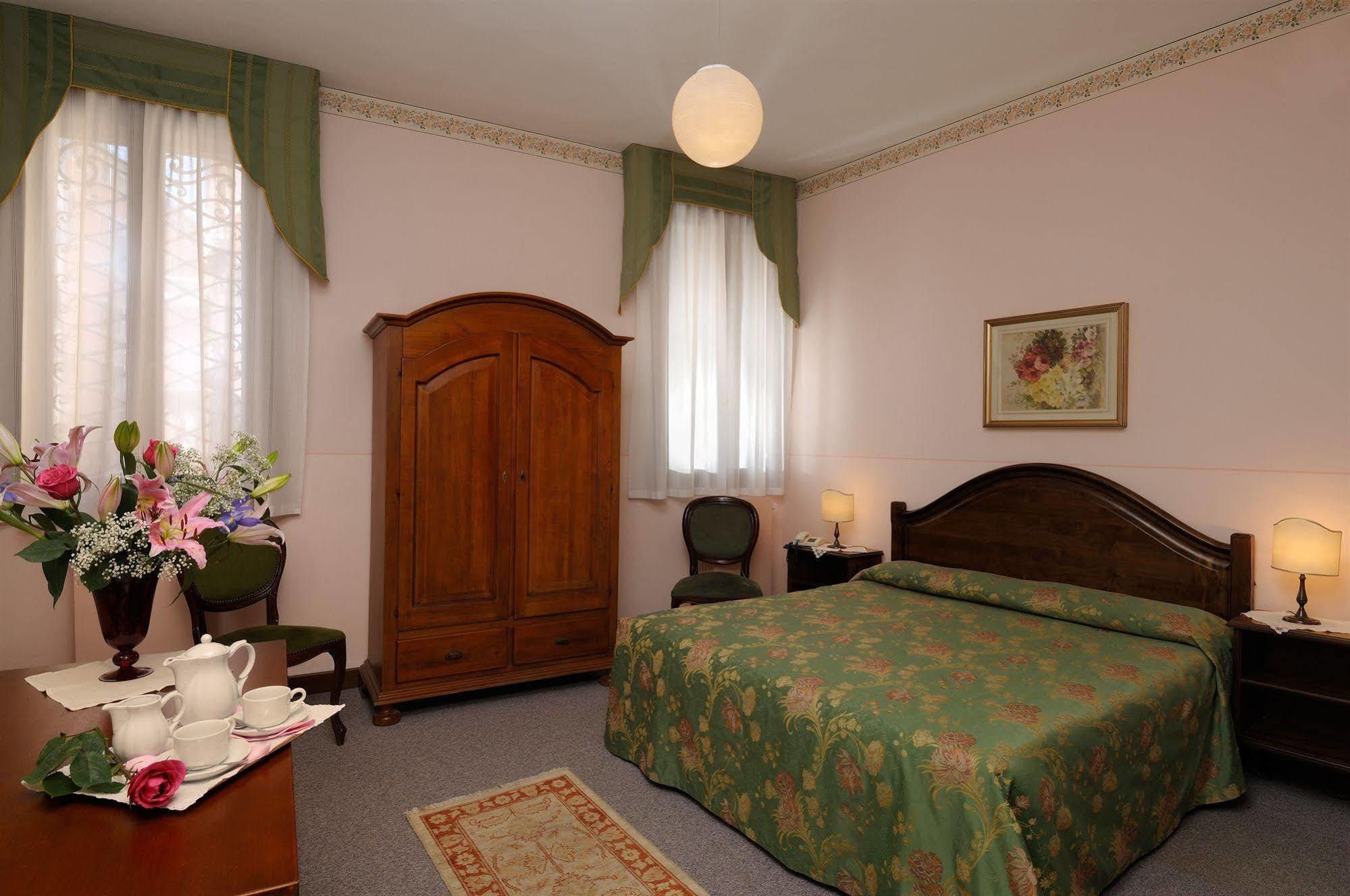 De L'Alboro Hotel Венеция Екстериор снимка
